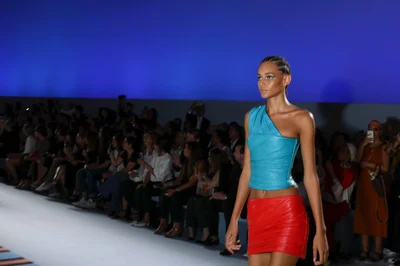 Look 3